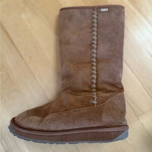 Emu Brown Suede Boots